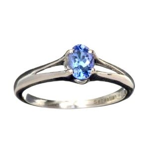 LOVELY 0.50CT Oval Cut Tanzanite And Platinum Sterling Silver Engagement Ring